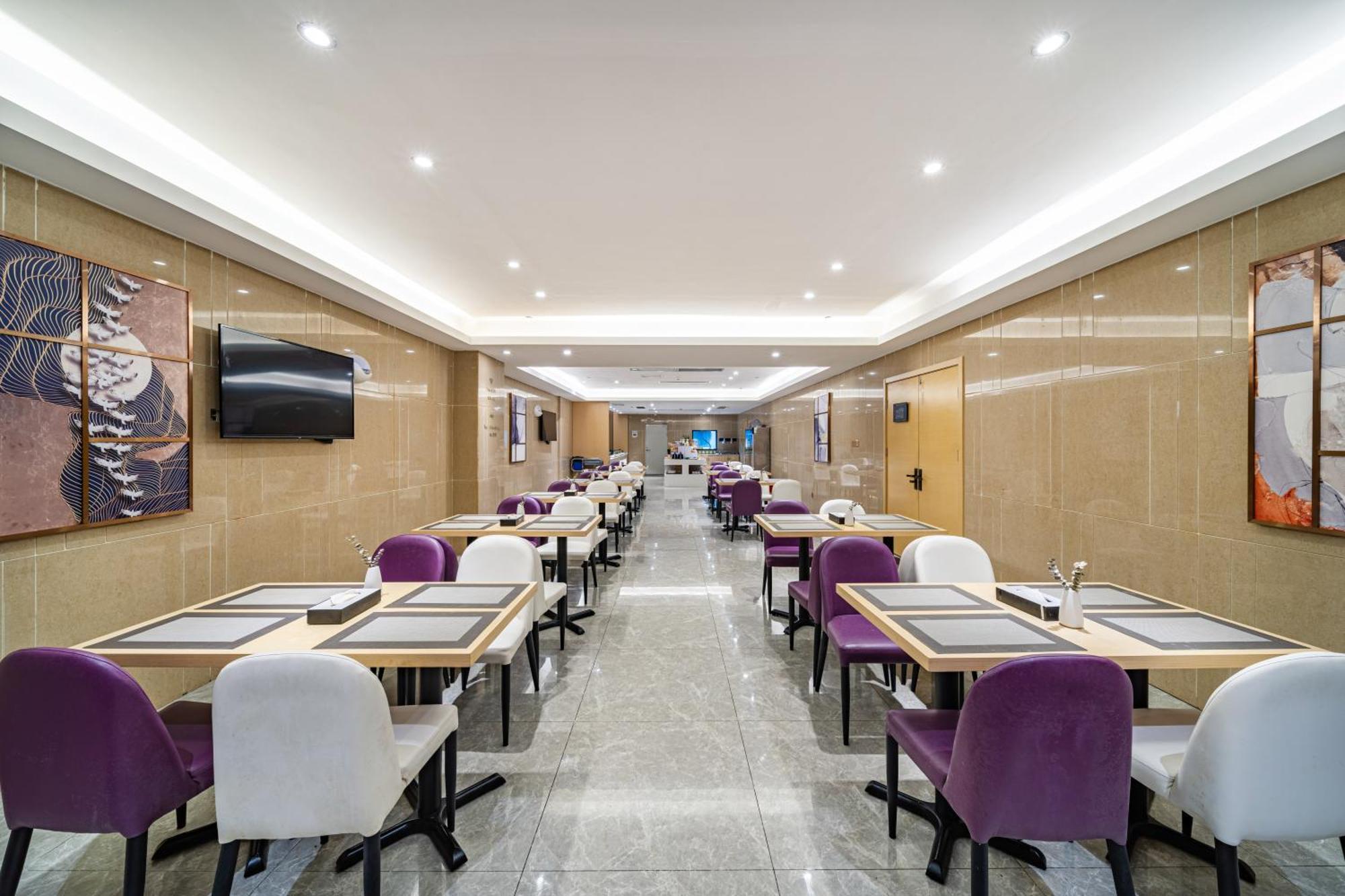 Echarm International Hotel Guangzhou Baiyun International Airport Huadu Plaza Branch - Free Deliver Service To Guangzhou Baiyun International Airport & Free Deliver Service To Canton Fair Complex During Canton Fair Period ภายนอก รูปภาพ