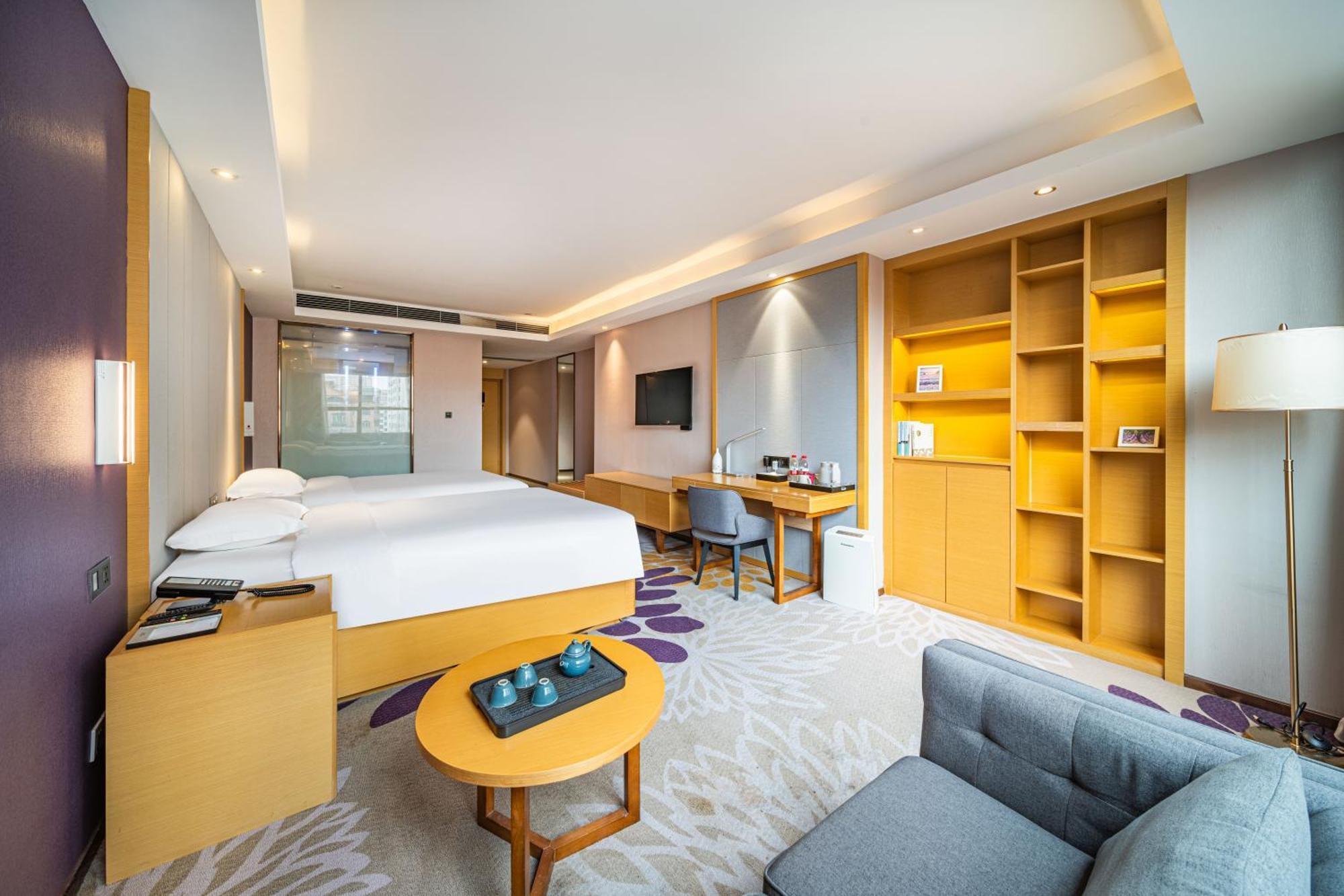 Echarm International Hotel Guangzhou Baiyun International Airport Huadu Plaza Branch - Free Deliver Service To Guangzhou Baiyun International Airport & Free Deliver Service To Canton Fair Complex During Canton Fair Period ภายนอก รูปภาพ