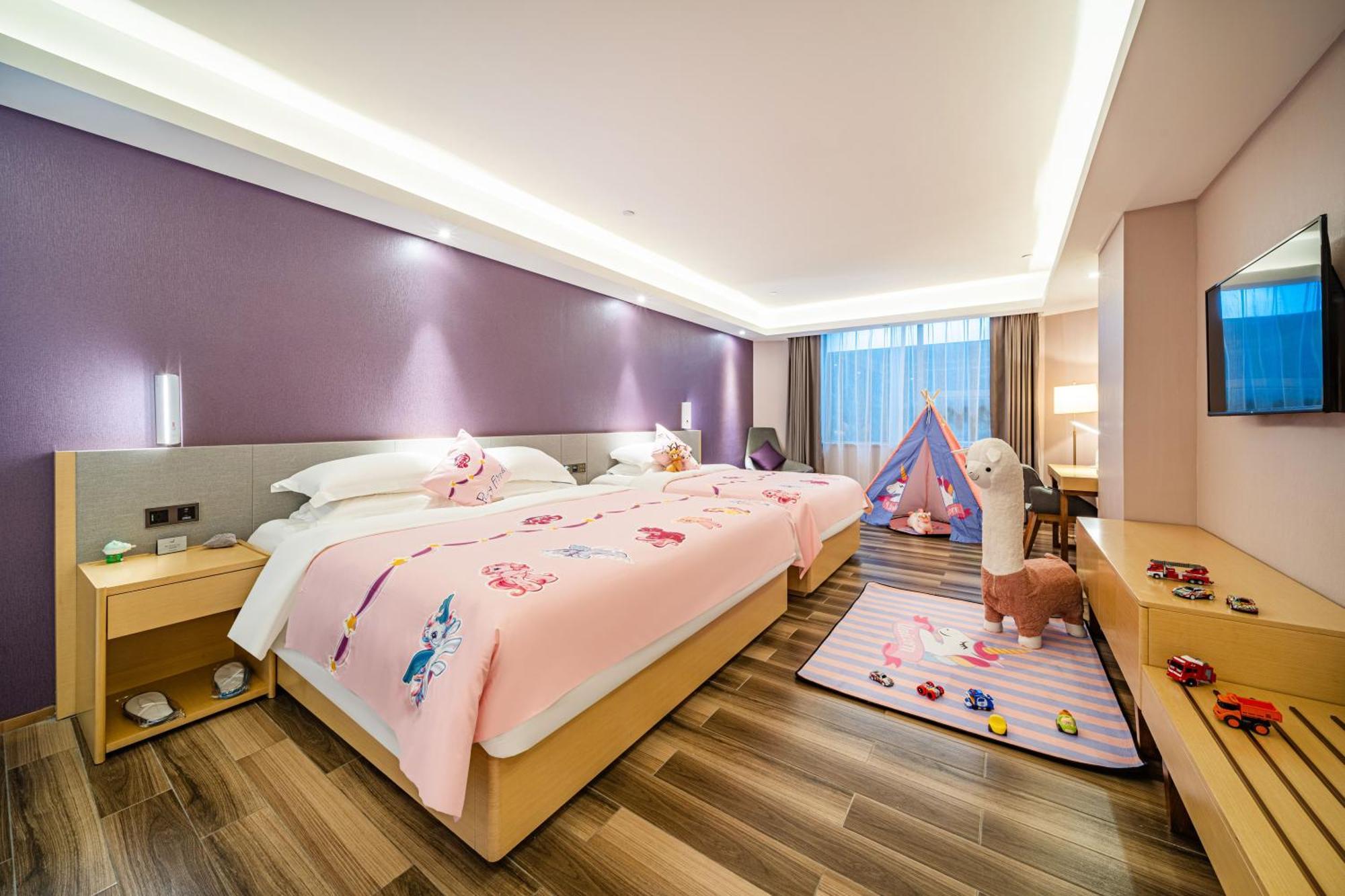 Echarm International Hotel Guangzhou Baiyun International Airport Huadu Plaza Branch - Free Deliver Service To Guangzhou Baiyun International Airport & Free Deliver Service To Canton Fair Complex During Canton Fair Period ภายนอก รูปภาพ