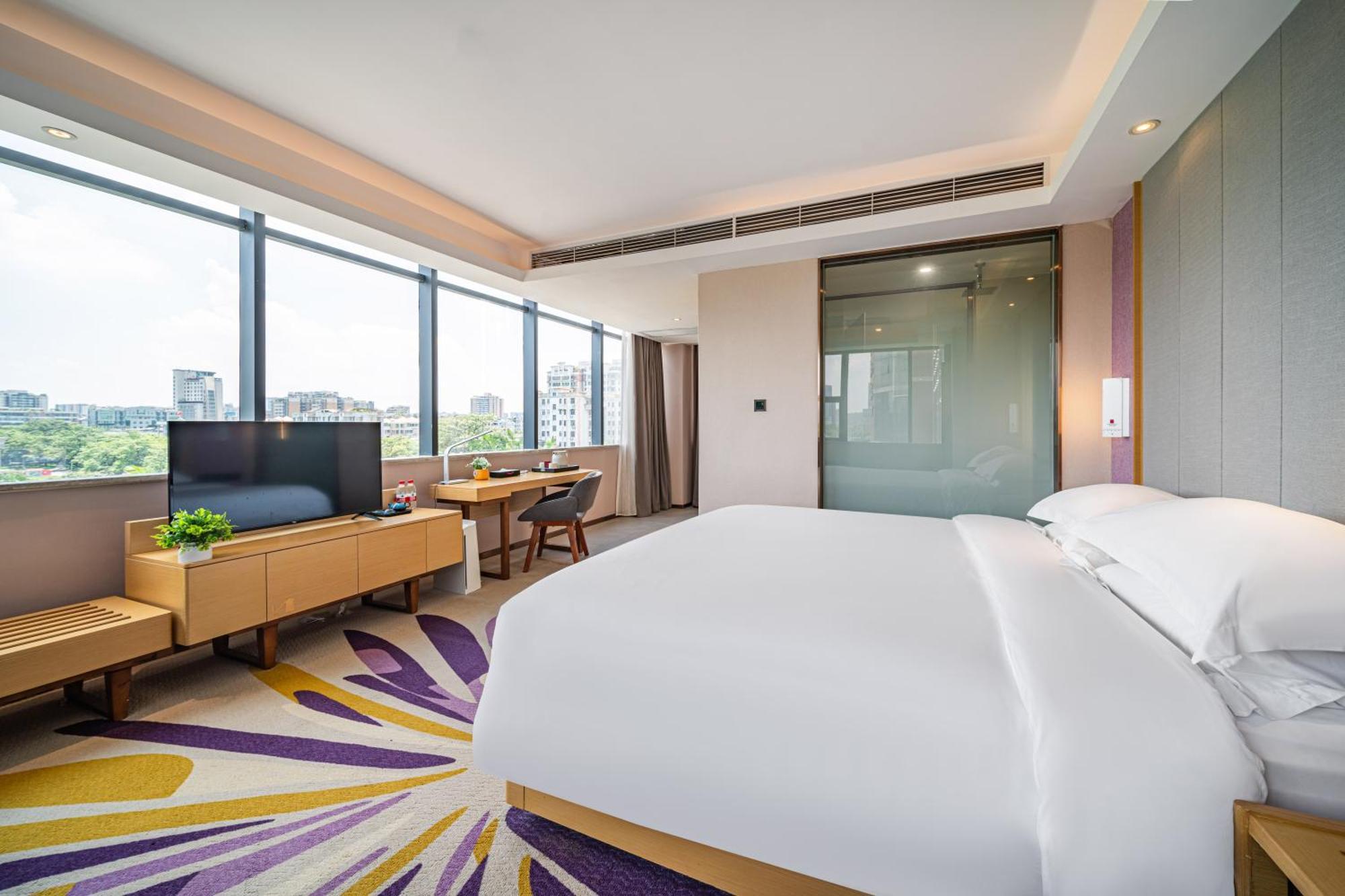 Echarm International Hotel Guangzhou Baiyun International Airport Huadu Plaza Branch - Free Deliver Service To Guangzhou Baiyun International Airport & Free Deliver Service To Canton Fair Complex During Canton Fair Period ภายนอก รูปภาพ
